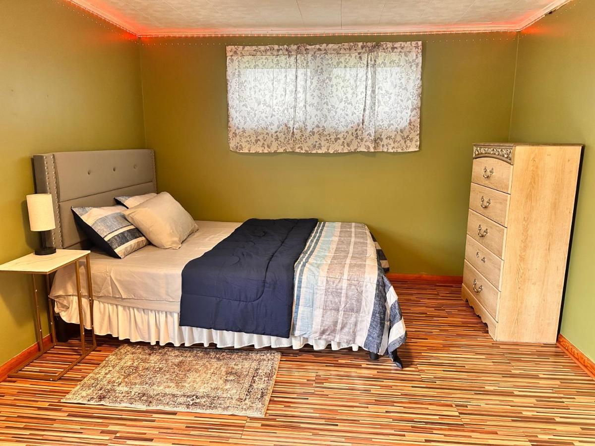 Luxury Apartments In Cheektowaga Ny Esterno foto